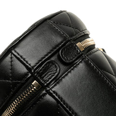 シャネル マトラッセ ココマーク チェーン ショルダーバッグ バニティバッグ ブラック ラムスキン レディース CHANEL 【中古】