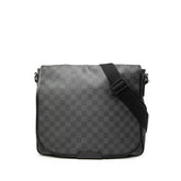 ルイ ヴィトン ダミエ ダニエルMM 斜め掛け ショルダーバッグ N58029 ブラック PVC レザー メンズ LOUIS VUITTON 【中古】