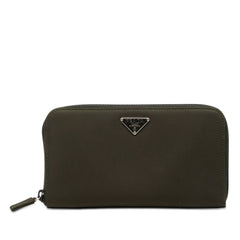 プラダ 三角ロゴプレート テスート 長財布 ラウンドファスナー M506 ダークグリーン ナイロン レディース PRADA 【中古】