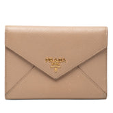 プラダ サフィアーノ レター 三つ折り財布 1MH002 カメオ ベージュ レザー レディース PRADA 【中古】