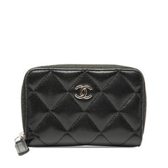 シャネル マトラッセ ココマーク カードケース 小銭入れ ブラック ラムスキン レディース CHANEL 【中古】