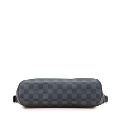 ルイ ヴィトン ダミエ グラフィット ミックPM ショルダーバッグ N41211 ブラック PVC レザー メンズ LOUIS VUITTON 【中古】