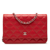 シャネル マトラッセ ココマーク チェーン ショルダーバッグ 斜めかけ レッド キャビアスキン レディース CHANEL 中古