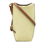 ロエベ アナグラム ゲートポケット 斜めかけ ショルダーバッグ イエロー レザー レディース LOEWE 【中古】