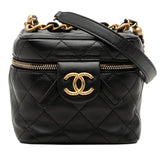 シャネル ココマーク マトラッセ スモール チェーン バニティバッグ ショルダー ブラック ラムスキン レディース CHANEL 【中古】