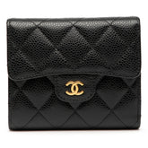 シャネル マトラッセ ココマーク 三つ折り財布 ブラック ゴールド金具 キャビアスキン レディース CHANEL 【中古】