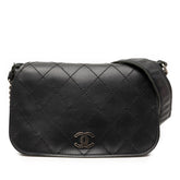 シャネル ワイルドステッチ ココマーク 斜め掛け チェーン ショルダーバッグ ブラック レザー レディース CHANEL 【中古】