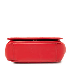 シャネル マトラッセ ココマーク スタッズ チェーンショルダーバッグ レッド ラムスキン レディース CHANEL 【中古】