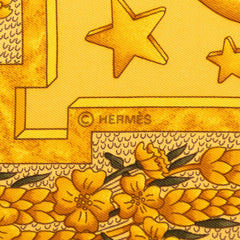 エルメス カレ90 CARPE DIEM 今日一日を楽しむ スカーフ 大判 ゴールド系 マルチカラー シルク レディース HERMES 【中古】