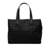 シャネル ココマーク ニュートラベルライン トートMM トートバッグ ハンドバッグ ブラック ナイロン レザー レディース CHANEL 中古
