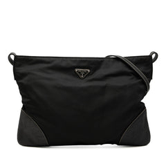 プラダ 三角ロゴプレート 斜め掛け ショルダーバッグ ブラック ナイロン レザー レディース PRADA 【中古】