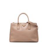 プラダ 三角ロゴプレート サフィアーノ ガレリア ハンドバッグ 2WAY ショルダーバッグ ピンク ベージュ レザー レディース PRADA 中古