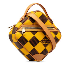 ルイ ヴィトン ダミエ ポップ チェス メッセンジャー ショルダーバッグ N40562 ジョーヌマット イエロー PVC レザー メンズ LOUIS VUITTON 中古