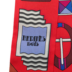 エルメス ツイリー CARRE EN BOUCLES カレ アン ブックル スカーフ レッド シルバー マルチカラー シルク レディース HERMES 【中古】