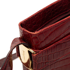 サルヴァトーレフェラガモ ヴァラ クロコ型押し ショルダーバッグ レッド レザー レディース Salvatore Ferragamo 【中古】
