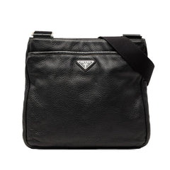 プラダ 三角ロゴプレート 斜め掛け ショルダーバッグ 2VH019 ブラック レザー レディース PRADA 【中古】