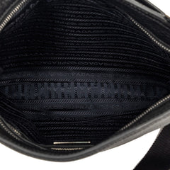 プラダ 三角ロゴプレート 斜め掛け ショルダーバッグ 2VH019 ブラック レザー レディース PRADA 【中古】