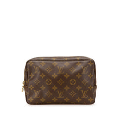 ルイ ヴィトン モノグラム トゥルース トワレット23 セカンドバッグ クラッチバッグ M47524 ブラウン PVC レディース LOUIS VUITTON 【中古】