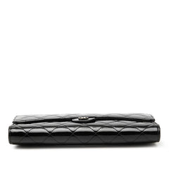 シャネル マトラッセ ココマーク 長財布 ブラック パテントレザー レディース CHANEL 【中古】