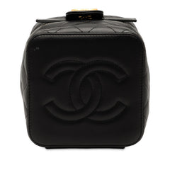 シャネル ココマーク マトラッセ チェーン ショルダーバッグ バニティバッグ ブラック ラムスキン レディース CHANEL 中古
