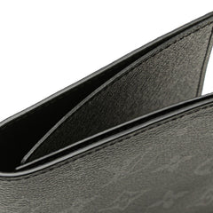 ルイ ヴィトン モノグラム エクリプス クーヴェルテュール パスポールNM パスケース M64501 ブラック PVC メンズ LOUIS VUITTON 【中古】