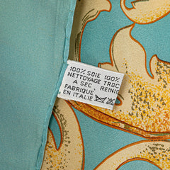 シャネル ココマーク 鳥 花 フラワー モチーフ スカーフ ブルー ブラウン マルチカラー シルク レディース CHANEL 【中古】