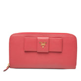 プラダ フィオッコ ラウンドファスナー 長財布 ピンク サフィアーノレザー レディース PRADA 【中古】