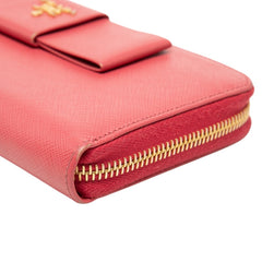 プラダ フィオッコ ラウンドファスナー 長財布 ピンク サフィアーノレザー レディース PRADA 【中古】