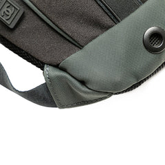 シャネル スポーツライン ココマーク リュック バックパック カーキグリーン ブラック キャンバス レザー レディース CHANEL 【中古】