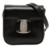 サルヴァトーレフェラガモ 斜め掛け ショルダーバッグ ブラック レザー レディース Salvatore Ferragamo 【中古】