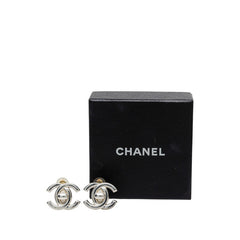 シャネル ココマーク ターンロック ヴィンテージ イヤリング 96A シルバー メタル レディース CHANEL 【中古】