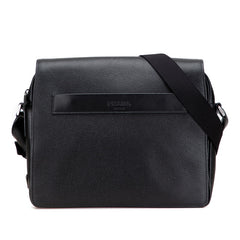 プラダ ロゴ メッセンジャーバッグ ショルダーバッグ ブラック レザー メンズ PRADA 【中古】