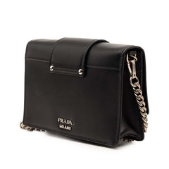 プラダ メタルリボン 斜め掛け チェーン ショルダーバッグ 1BH066 ブラック シティカーフ レディース PRADA 【中古】