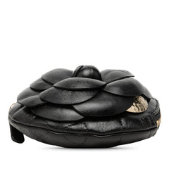シャネル カメリア マトラッセ コインケース 小銭入れ ブラック ラムスキン レディース CHANEL 【中古】