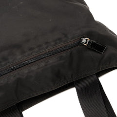 プラダ 三角ロゴプレート トートバッグ ハンドバッグ ブラック ナイロン レディース PRADA 【中古】