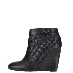 トリーバーチ キルティング ショートブーツ ブーティー サイズ：7 ブラック レザー レディース Tory Burch 【中古】