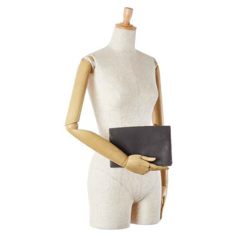 ロエベ アナグラムロゴ パスポートケース グレー レザー レディース LOEWE 【中古】