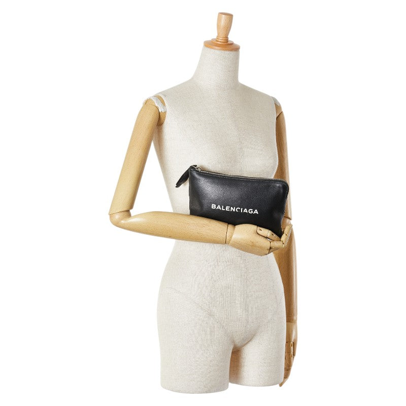 バレンシアガ ロゴプリント EVERYDAY エブリデイ M ポーチ 化粧ポーチ 492465 ブラック レザー レディース BALENCIAGA 【中古】