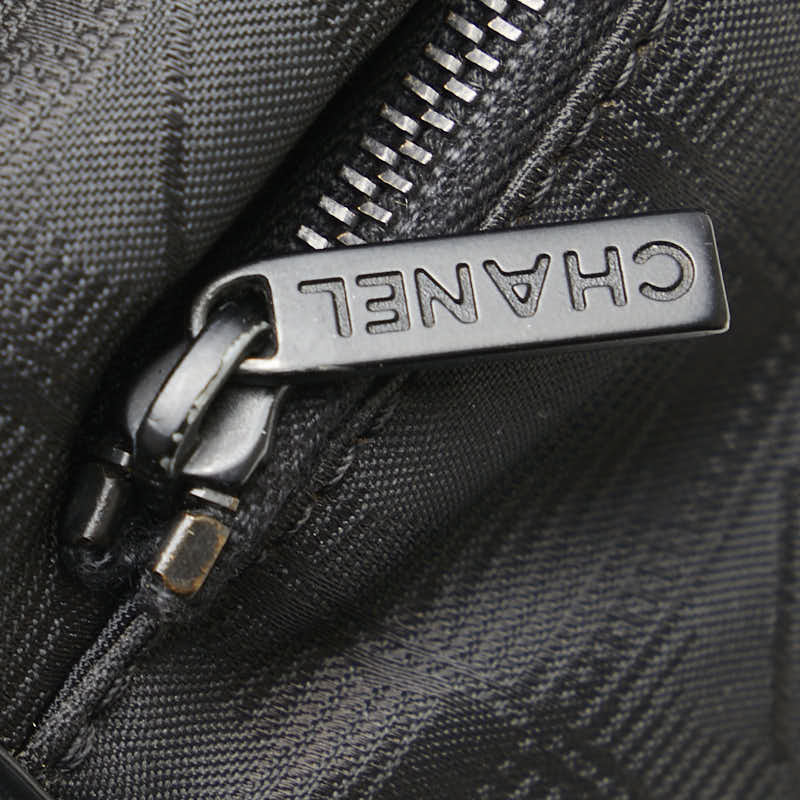 シャネル ニュートラベルライン バニティバッグ ブラック ナイロン レザー レディース CHANEL 【中古】