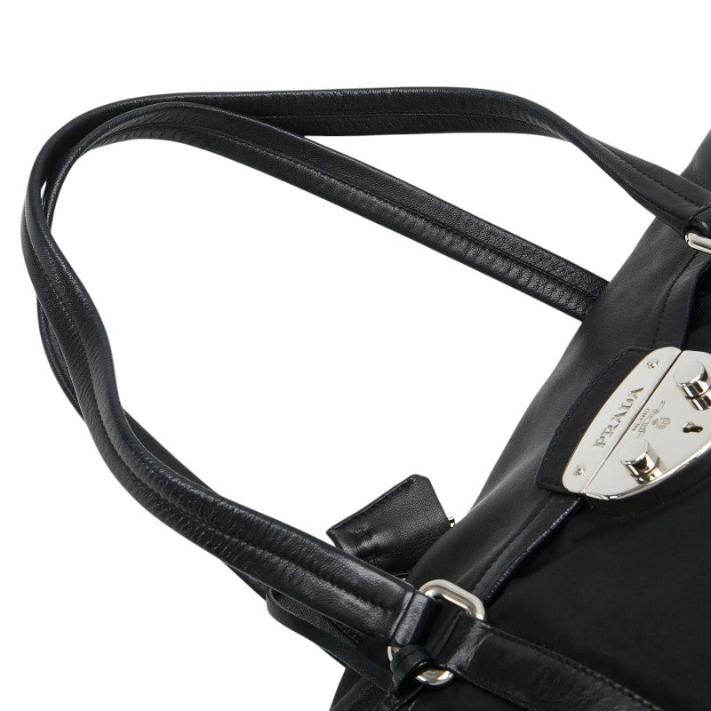 プラダ 三角ロゴプレート トートバッグ ショルダーバッグ ブラック ナイロン レザー レディース PRADA 【中古】