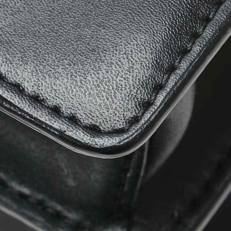 フェンディ キャナイ スモール 斜め掛け チェーン ショルダーバッグ 8M0381 ブラック レザー レディース FENDI 【中古】