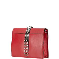 プラダ エレクトラ スタッズ 斜め掛け ショルダーバッグ レッド レザー サフィアーノ レディース PRADA 【中古】