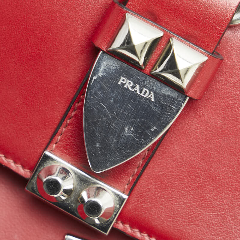 プラダ エレクトラ スタッズ 斜め掛け ショルダーバッグ レッド レザー サフィアーノ レディース PRADA 【中古】