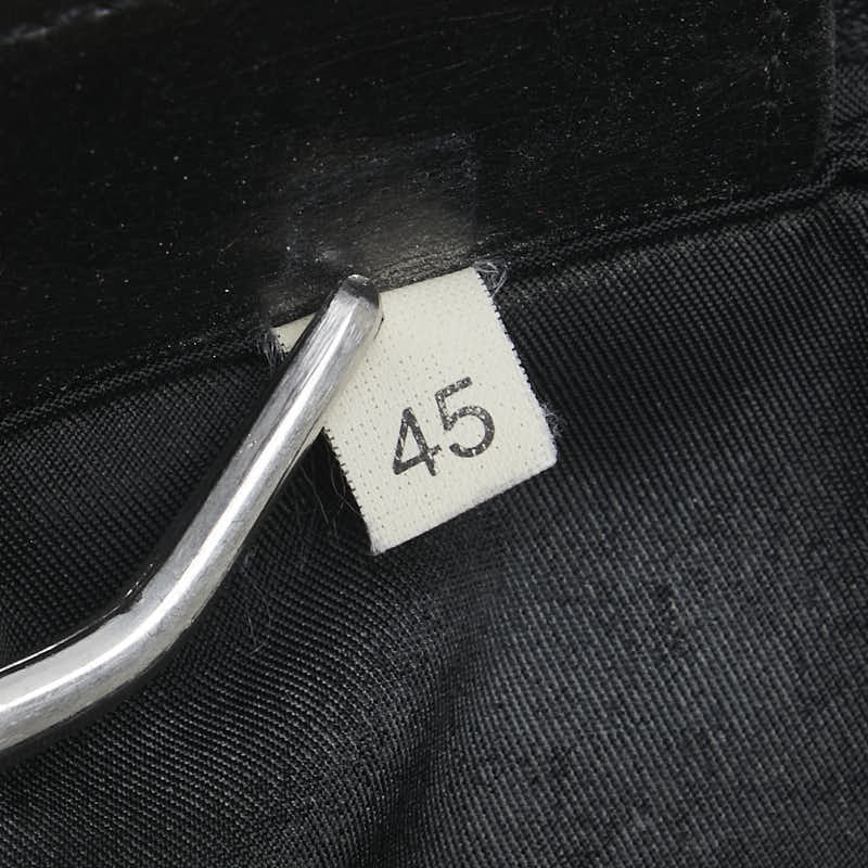 プラダ 三角ロゴプレート 斜め掛け ショルダーバッグ ブラック ナイロン レディース PRADA 【中古】