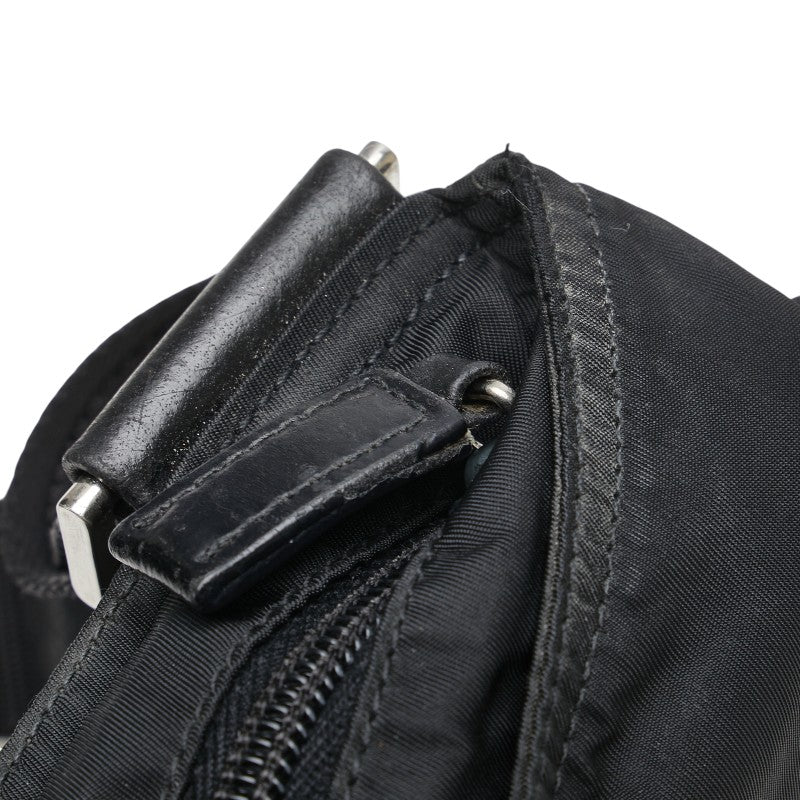 プラダ 三角ロゴプレート 斜め掛け ショルダーバッグ ブラック ナイロン レディース PRADA 【中古】