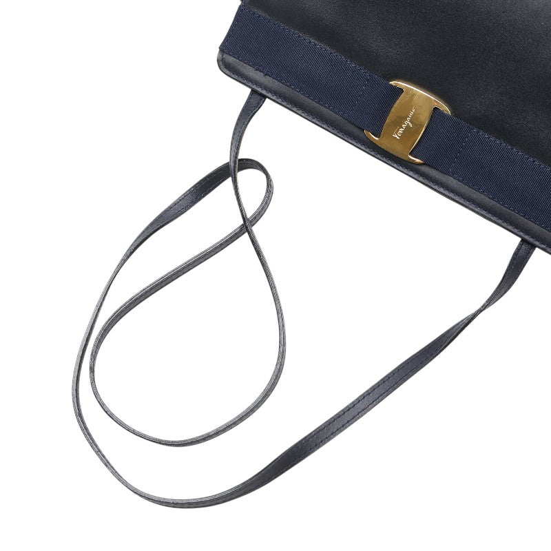 サルヴァトーレフェラガモ ヴァラリボン 斜め掛け ショルダーバッグ ネイビー レザー レディース Salvatore Ferragamo 【中古】