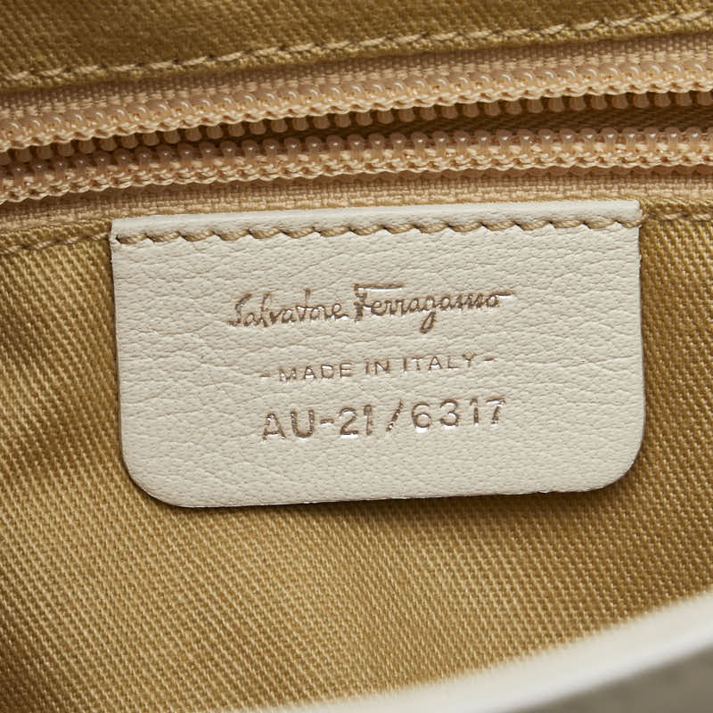 サルヴァトーレフェラガモ ガンチーニ ハンドバッグ AU-21 6317 ホワイト レザー レディース Salvatore Ferragamo 【中古】