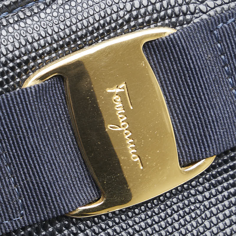 サルヴァトーレフェラガモ ヴァラ 型押し トートバッグ ハンドバッグ AQ21 2530 ブラック レザー レディース Salvatore Ferragamo 【中古】