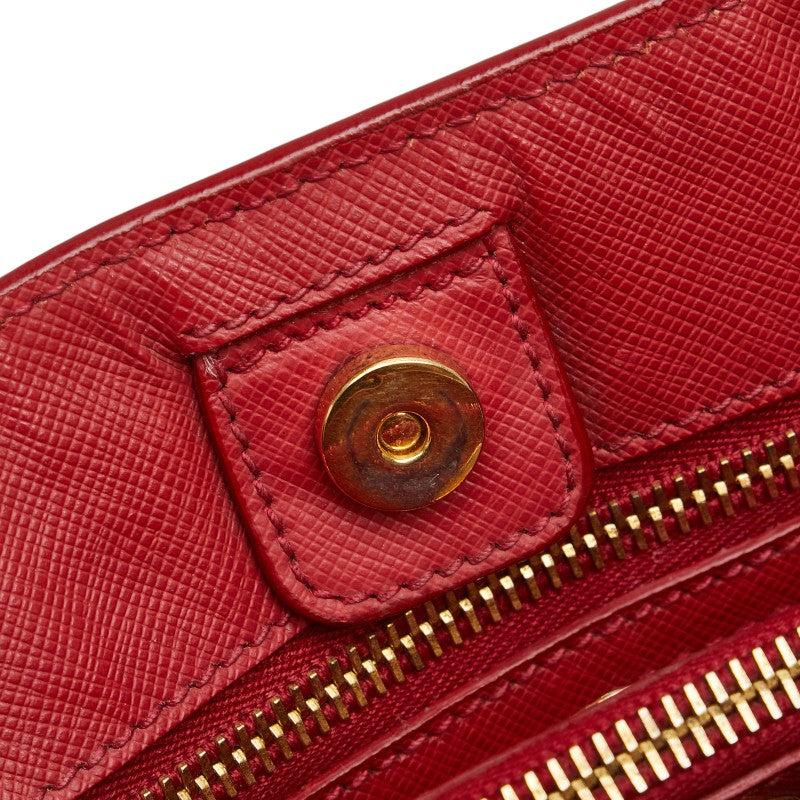 プラダ サフィアーノ ガレリア 三角ロゴプレート ハンドバッグ BN1874 レッド レザー レディース PRADA 【中古】