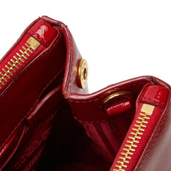 プラダ 三角ロゴプレート ハンドバッグ レッド パテントレザー レディース PRADA 【中古】